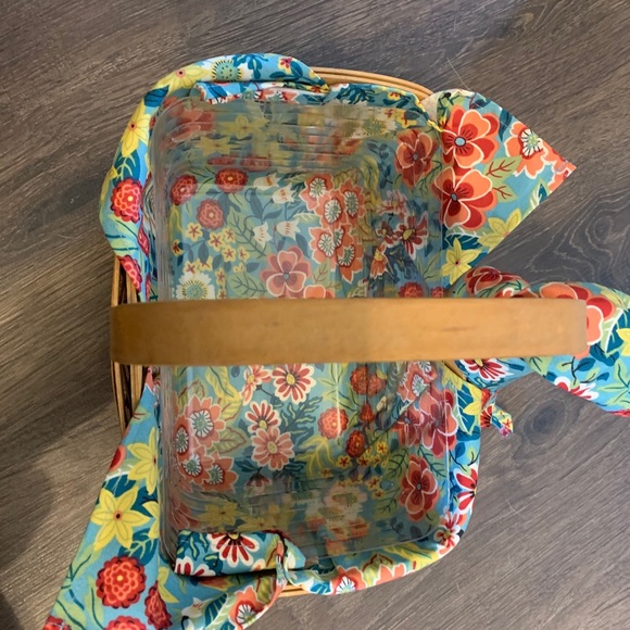 Longaberger Basket - Picture 4 of 6